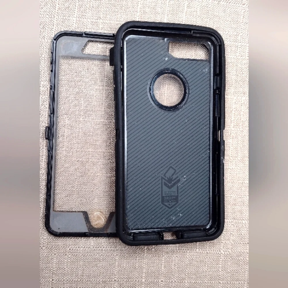 Black iPhone 8+ case